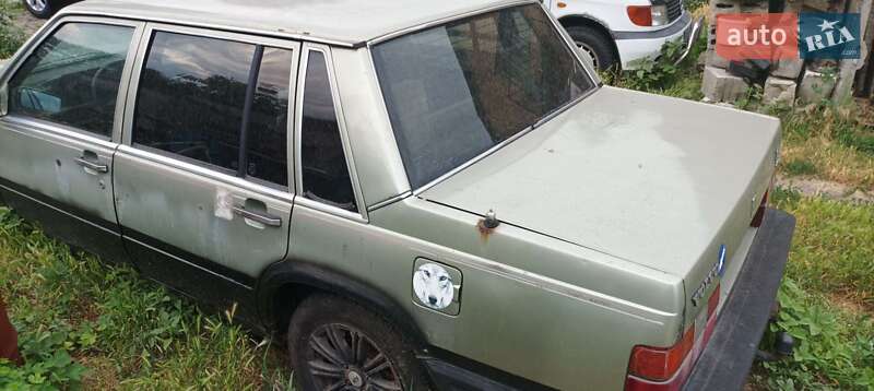 Седан Volvo 760 1985 в Киеве
