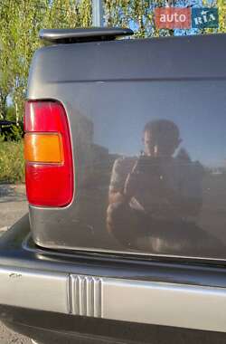 Седан Volvo 850 1992 в 