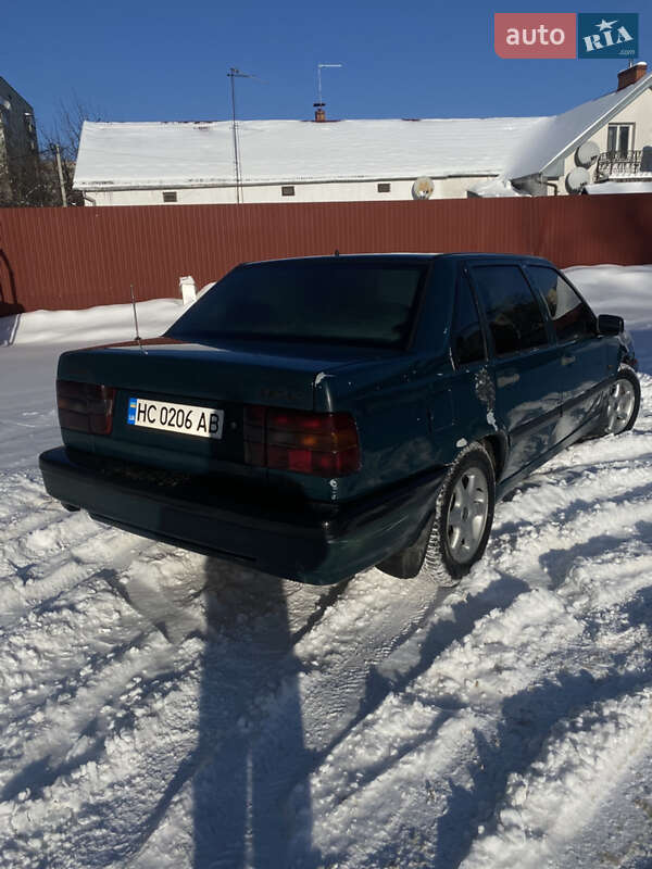 Седан Volvo 850 1994 в Львове