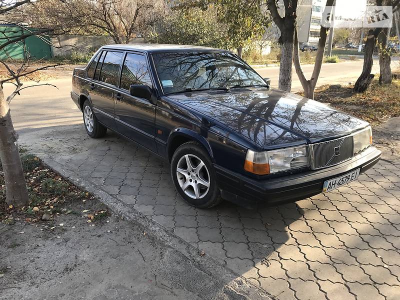 Седан Volvo 940 1993 в Бахмуте