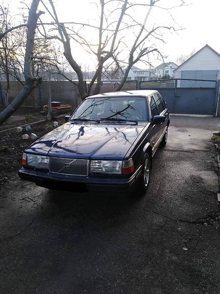 Седан Volvo 940 1995 в 