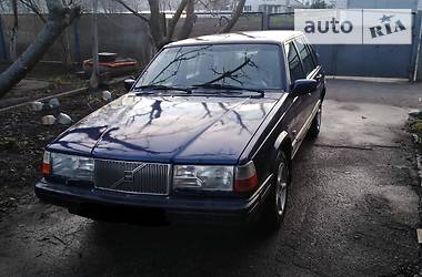 Седан Volvo 940 1995 в 