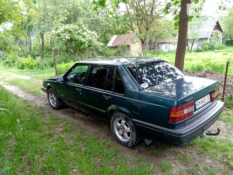 Седан Volvo 940 1992 в Львове