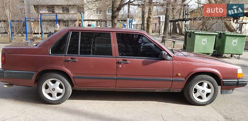 Седан Volvo 940 1993 в Дніпрі