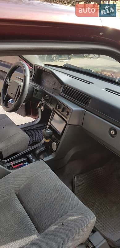 Седан Volvo 940 1993 в Дніпрі
