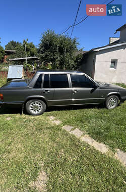 Седан Volvo 940 1990 в Копычинце