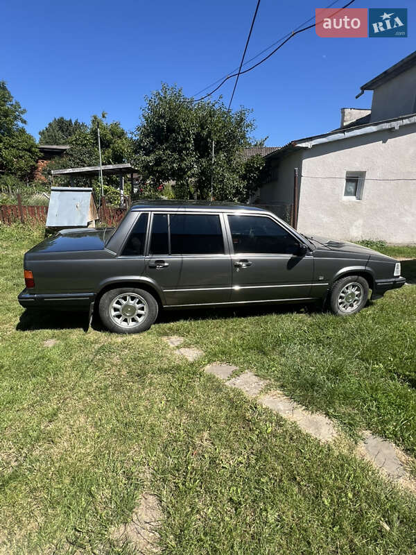 Volvo 940 1990