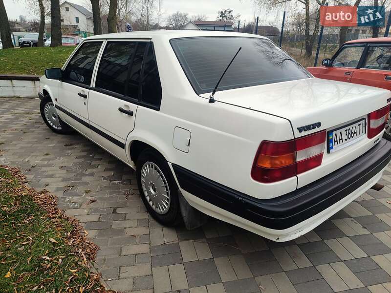 Седан Volvo 940 1996 в Киеве