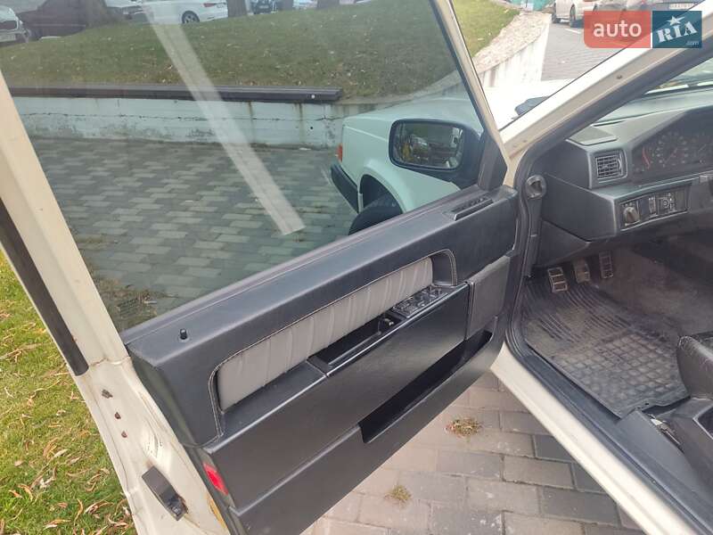 Седан Volvo 940 1996 в Киеве