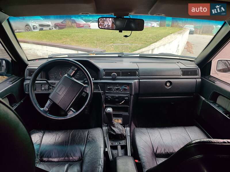 Седан Volvo 940 1996 в Киеве