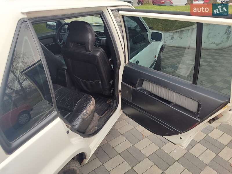 Седан Volvo 940 1996 в Киеве