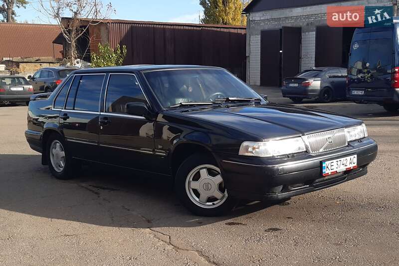 Седан Volvo 960 1991 в Кривом Роге