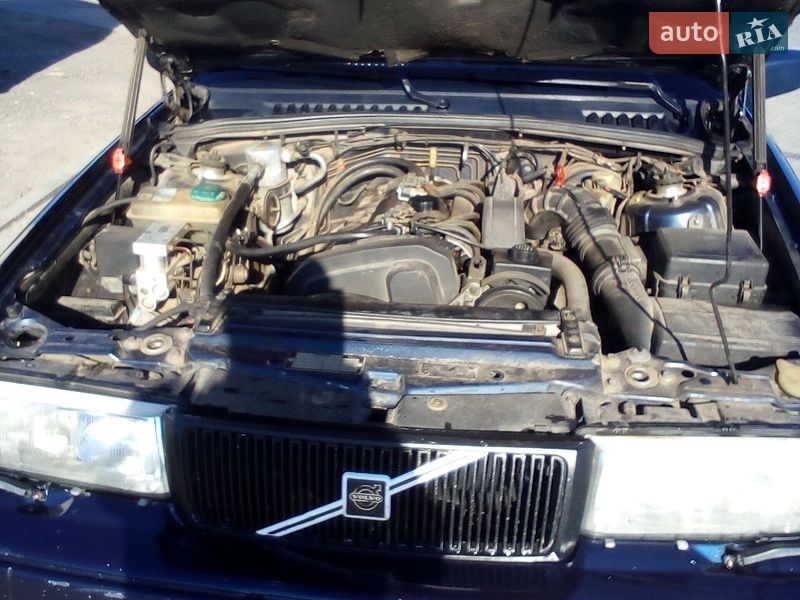 Седан Volvo 960 1995 в Жовтанцах