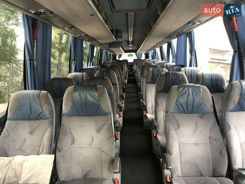 Туристический / Междугородний автобус Volvo 9700 2011 в Черновцах