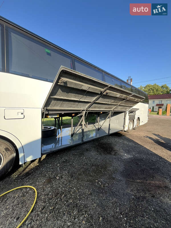 Туристичний / Міжміський автобус Volvo 9700 2012 в Тячеві