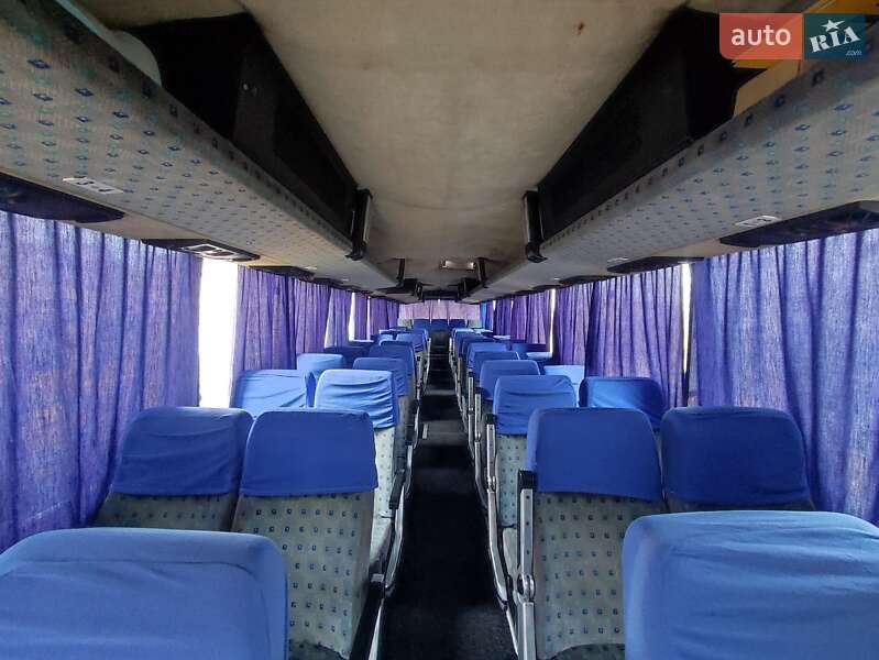 Туристический / Междугородний автобус Volvo B10B 1992 в Полтаве