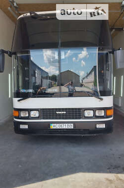 Туристичний / Міжміський автобус Volvo B10R 1989 в Володимир-Волинському