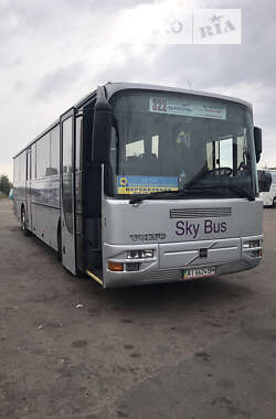 Туристичний / Міжміський автобус Volvo B10R 1997 в Борисполі