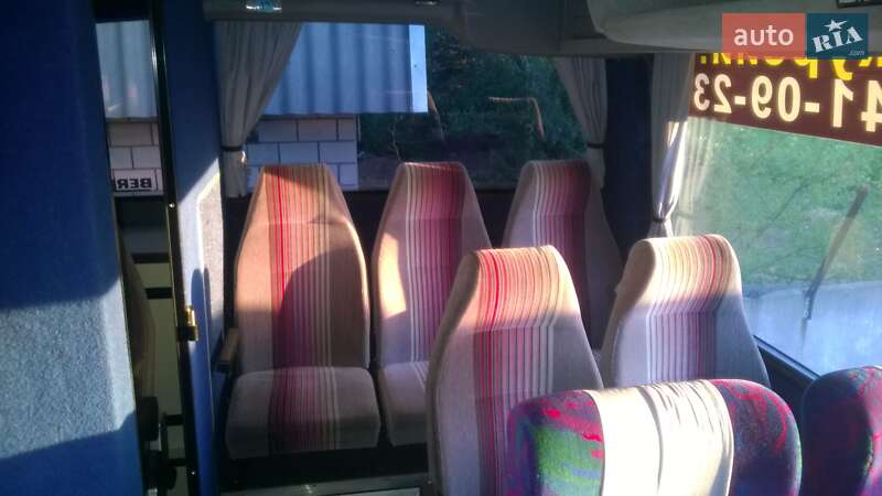 Туристический / Междугородний автобус Volvo B12 2000 в Переяславе