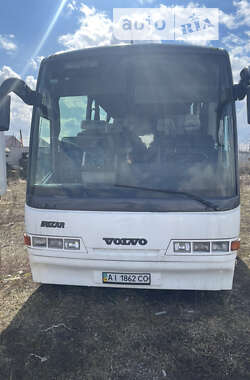 Туристический / Междугородний автобус Volvo B12 1993 в Киеве