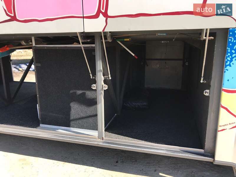 Туристический / Междугородний автобус Volvo B12 2003 в Черновцах фото 13 Туристический / Междугородний автобус Volvo B12 2003 в Черновцах