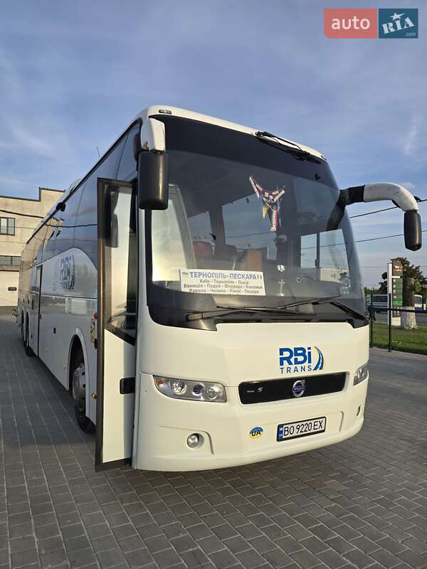 Туристический / Междугородний автобус Volvo B12 2007 в Тернополе