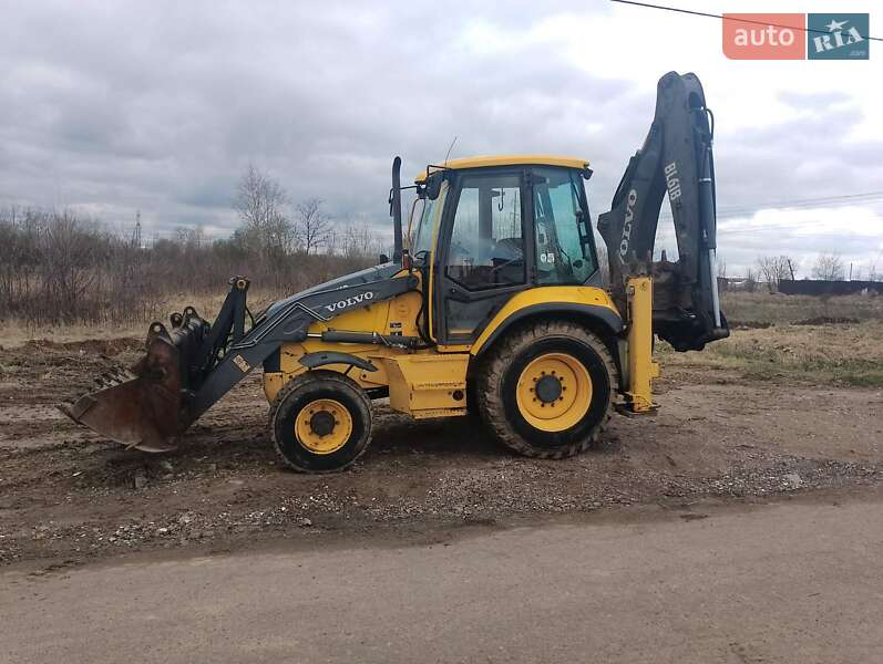 Экскаватор погрузчик Volvo BL 61B 2012 в Киеве