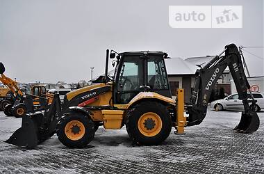 Экскаватор погрузчик Volvo BL 71 2006 в Ровно