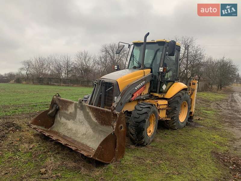 Экскаватор погрузчик Volvo BL 71 2007 в Белой Церкви