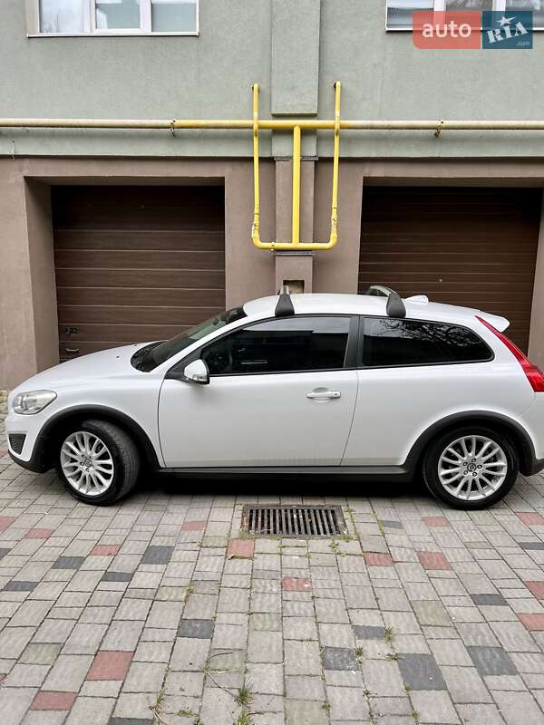 Хэтчбек Volvo C30 2011 в Тернополе фото 10 Хэтчбек Volvo C30 2011 в Тернополе
