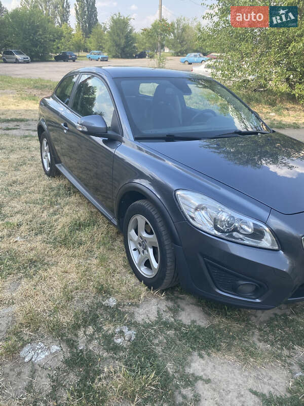 Хэтчбек Volvo C30 2011 в Запорожье