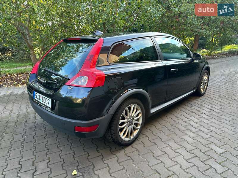 Хэтчбек Volvo C30 2007 в Киеве
