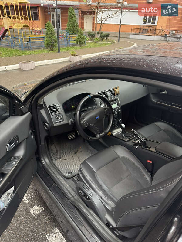 Хэтчбек Volvo C30 2011 в Киеве