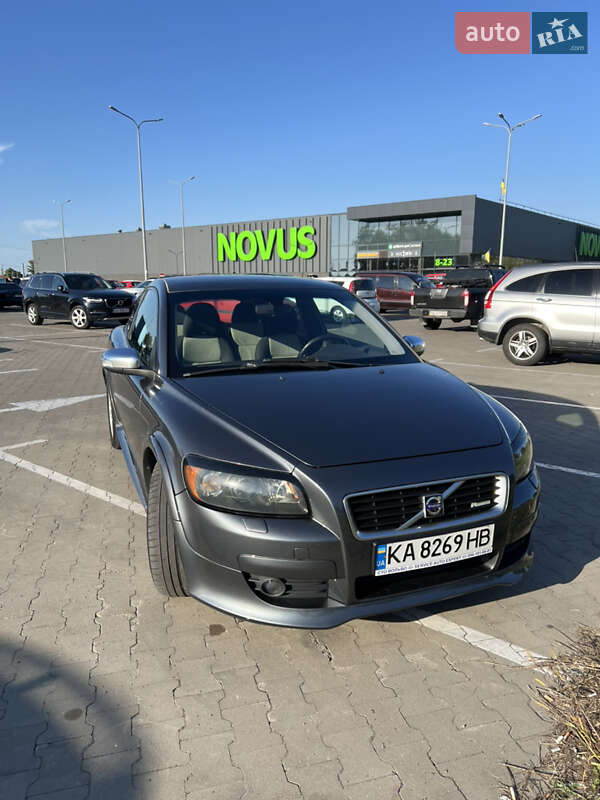 Хэтчбек Volvo C30 2008 в Киеве фото 17 Хэтчбек Volvo C30 2008 в Киеве