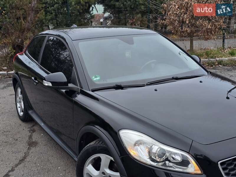 Хэтчбек Volvo C30 2010 в Хмельницком