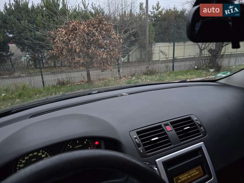 Хэтчбек Volvo C30 2010 в Хмельницком