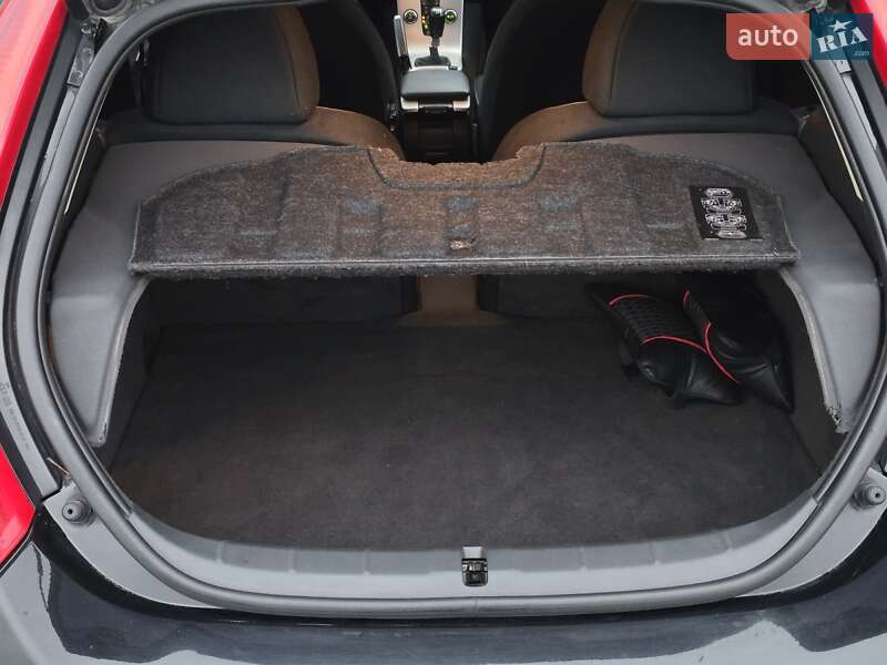 Хэтчбек Volvo C30 2010 в Хмельницком