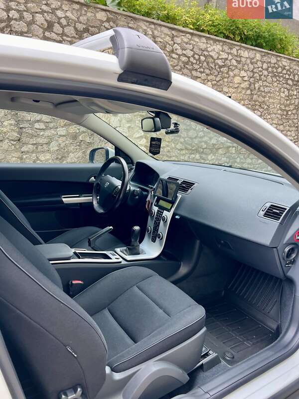 Хэтчбек Volvo C30 2011 в Тернополе