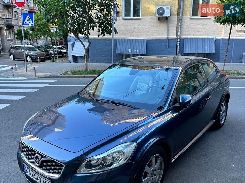 Хэтчбек Volvo C30 2010 в Киеве фото Хэтчбек Volvo C30 2010 в Киеве