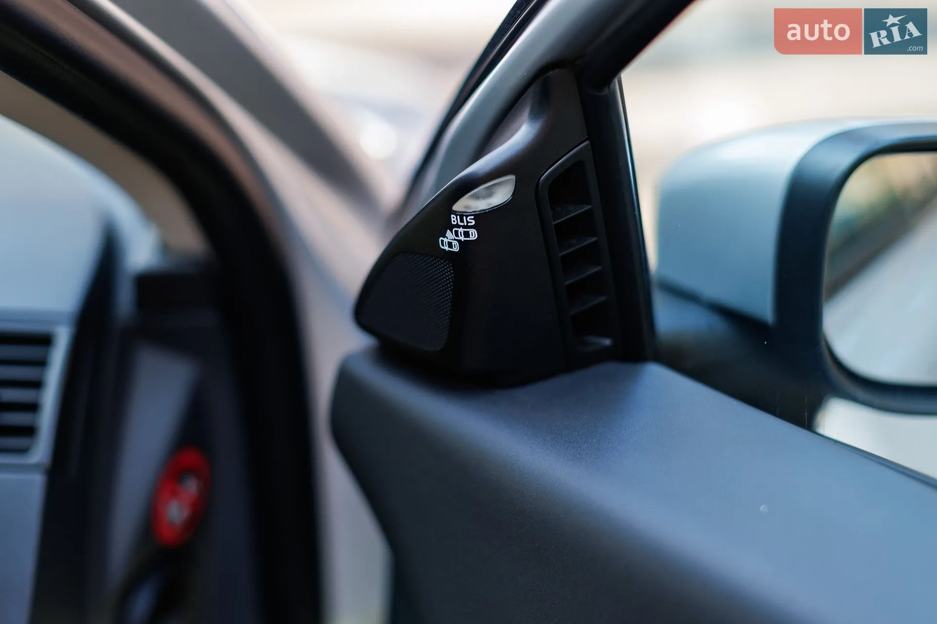 2011 Volvo C30 - мініатюра 11