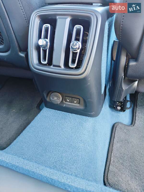 Позашляховик / Кросовер Volvo C40 Recharge 2022 в Одесі