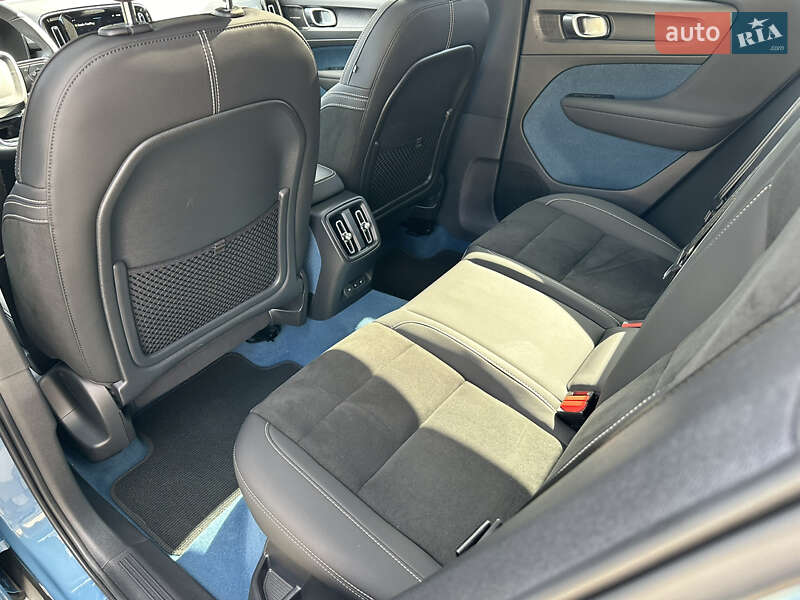 Внедорожник / Кроссовер Volvo C40 Recharge 2022 в Одессе