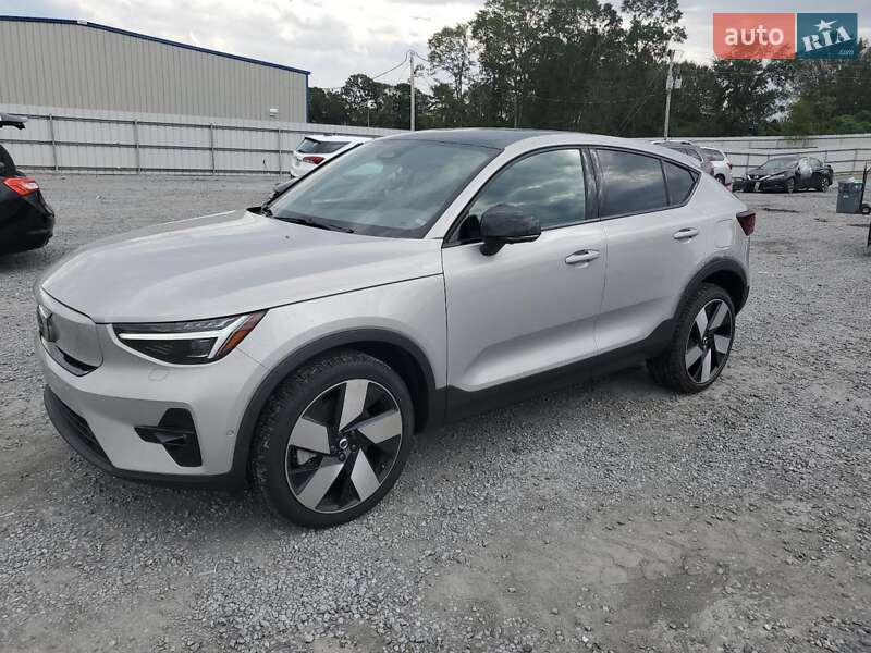 Позашляховик / Кросовер Volvo C40 Recharge 2023 в 