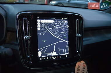 Внедорожник / Кроссовер Volvo C40 Recharge 2023 в 