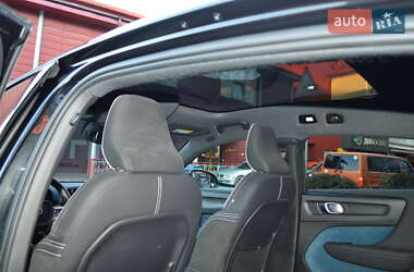 Внедорожник / Кроссовер Volvo C40 Recharge 2023 в 