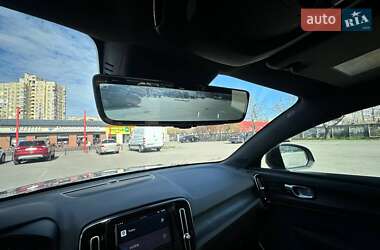 Внедорожник / Кроссовер Volvo C40 Recharge 2022 в 