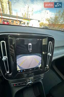 Внедорожник / Кроссовер Volvo C40 Recharge 2022 в 