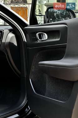 Внедорожник / Кроссовер Volvo C40 Recharge 2022 в 