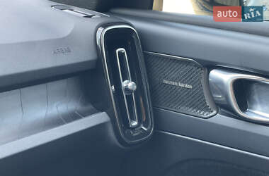 Внедорожник / Кроссовер Volvo C40 Recharge 2022 в 