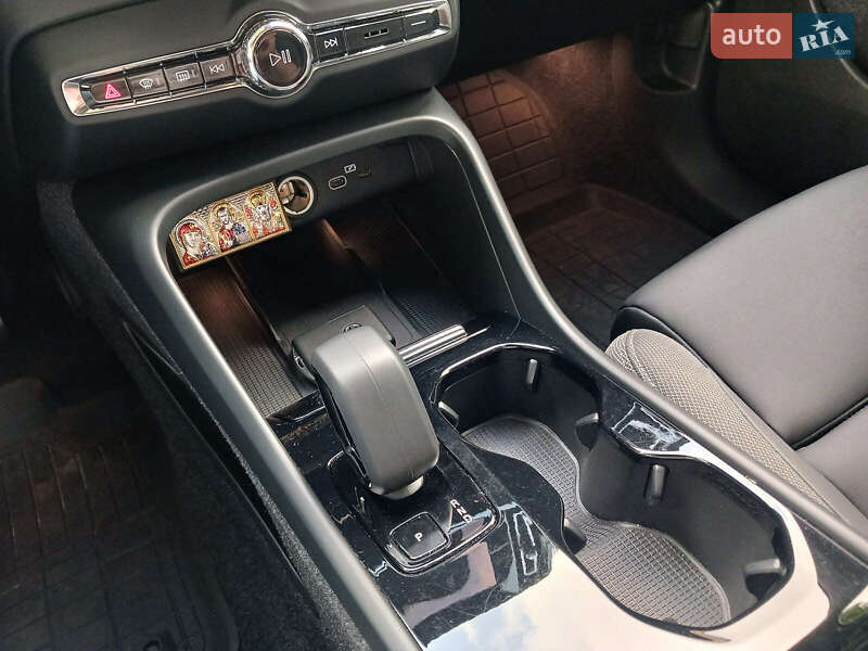 Внедорожник / Кроссовер Volvo C40 Recharge 2022 в Киеве